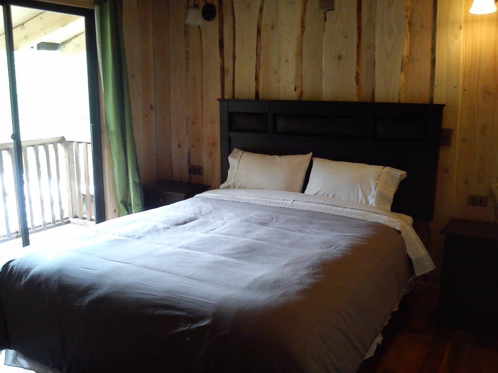 Hostal Los Alamos Neltume Eksteriør billede