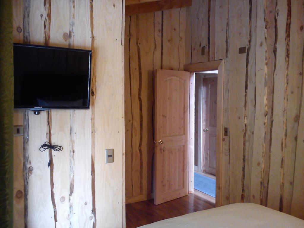 Hostal Los Alamos Neltume Værelse billede