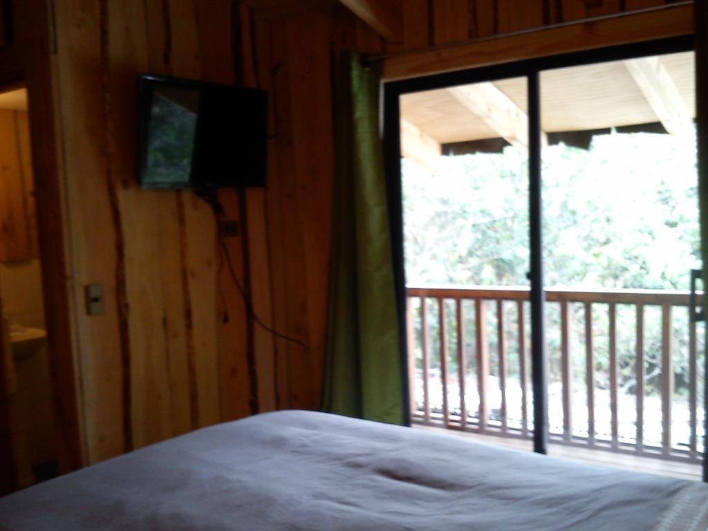Hostal Los Alamos Neltume Værelse billede