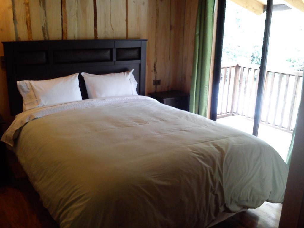 Hostal Los Alamos Neltume Eksteriør billede